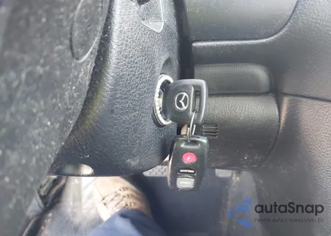 2004 Mazda Mazda6 I из США, поврежденный, VIN 1YVHP84C245N89525